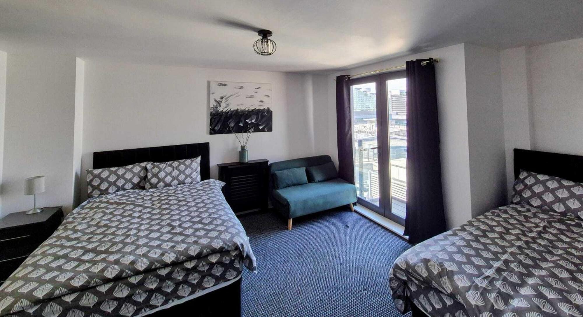 Manchester Penthouse - 2 Bedroom Apartment — Photos 2